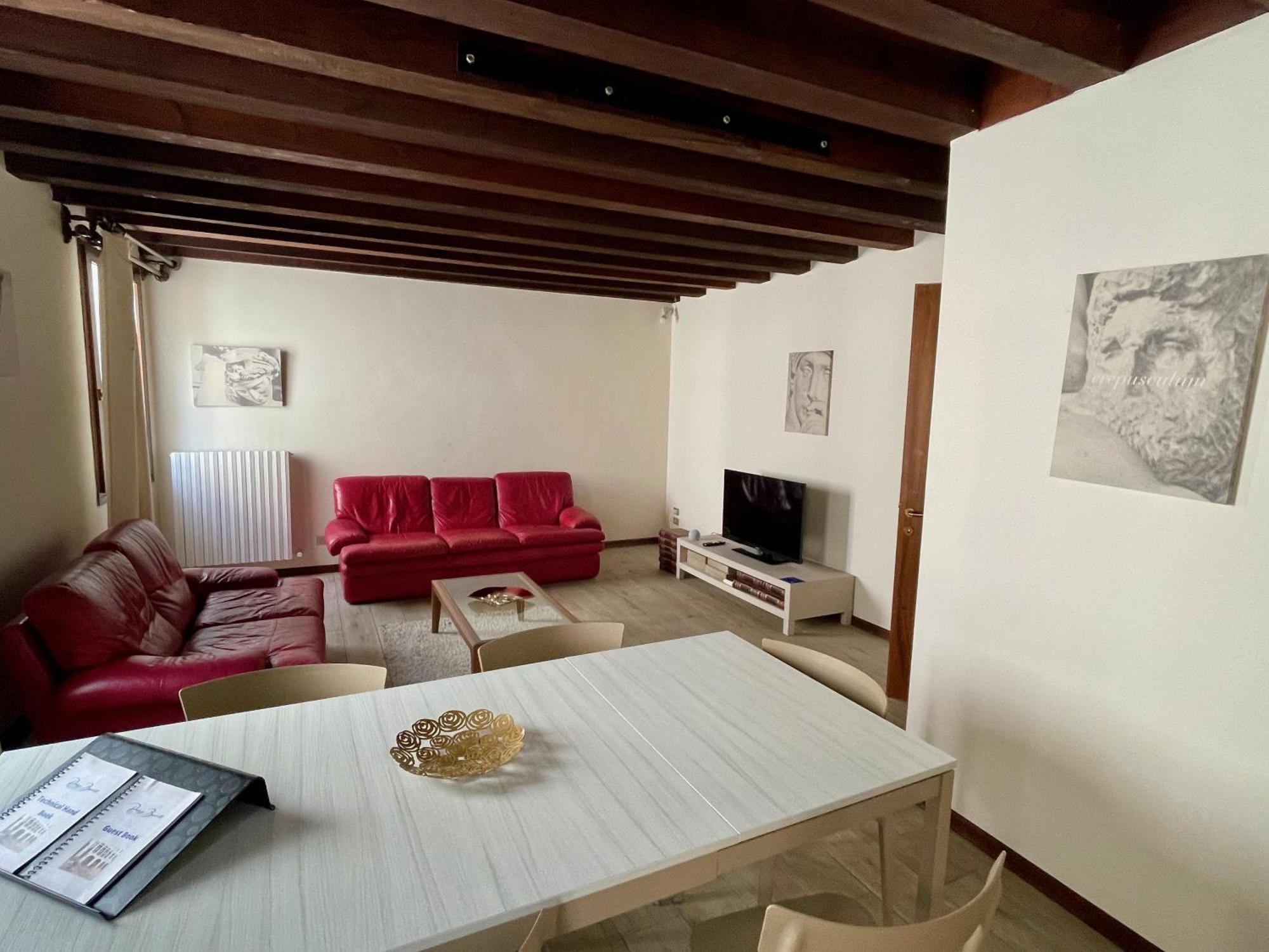 شقة Palazzo Bianchetti تريفيزو الغرفة الصورة